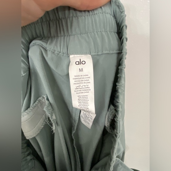 ALO Yoga Pursuit Trouser Pant Cosmic Grey Size Medium - Picture 7 of 8